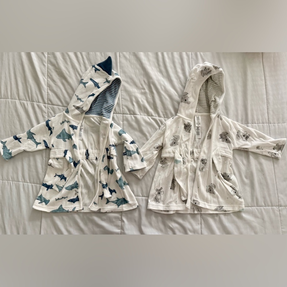 Adorable Baby Hooded Bathrobes with Animal Prints Bundle